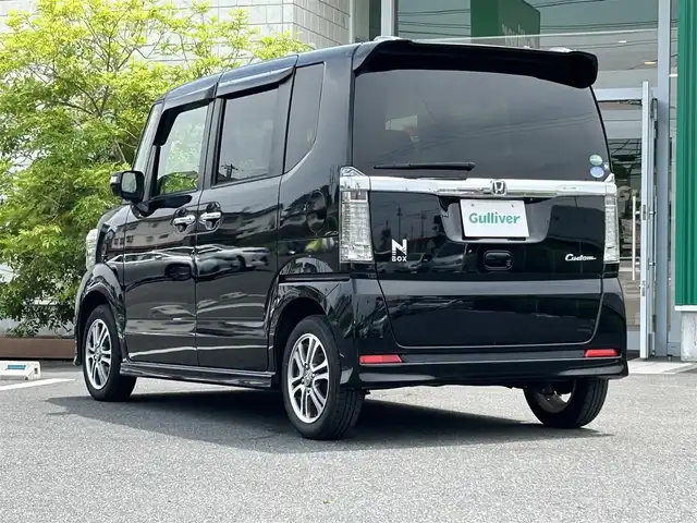 ホンダ Ｎ ＢＯＸ カスタム G Lパッケージ 岡山県 2016(平28)年 4.2万km スマートブラック 社外ナビ　/フルセグＴＶ　/Ｂｌｕｅｔｏｏｔｈ接続　/ＤＶＤ／ＣＤ　/バックカメラ　/ＥＴＣ　/両側パワースライドドア　/純正フロアマット　/純正アルミホイール　/ＨＩＤヘッドライト　/Ｗエアバッグ　/スマートキー