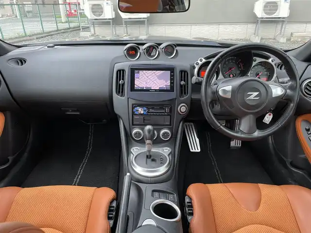 日産 フェアレディ Ｚ バージョンT 青森県 2013(平25)年 2.7万km ダイヤモンドブラック 社外ナビ/　(BT/USB)/フルセグTV/バックカメラ/社外オーディオ/BOSEサウンド/運転席パワーシート/助手席パワーシート/運転席シートヒーター /助手席シートヒーター /革巻きステアリング/パドルシフト/ETC/オートライト/HIDヘッドライト/リアフォグランプ/スペアキー/純正フロアマット/純正18インチアルミホイール/取扱説明書/保証書