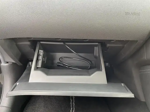 日産 フェアレディ Ｚ バージョンT 青森県 2013(平25)年 2.7万km ダイヤモンドブラック 社外ナビ/　(BT/USB)/フルセグTV/バックカメラ/社外オーディオ/BOSEサウンド/運転席パワーシート/助手席パワーシート/運転席シートヒーター /助手席シートヒーター /革巻きステアリング/パドルシフト/ETC/オートライト/HIDヘッドライト/リアフォグランプ/スペアキー/純正フロアマット/純正18インチアルミホイール/取扱説明書/保証書