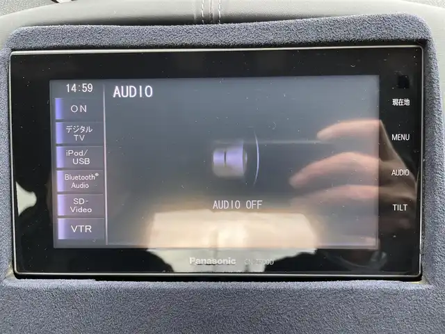 日産 フェアレディ Ｚ バージョンT 青森県 2013(平25)年 2.7万km ダイヤモンドブラック 社外ナビ/　(BT/USB)/フルセグTV/バックカメラ/社外オーディオ/BOSEサウンド/運転席パワーシート/助手席パワーシート/運転席シートヒーター /助手席シートヒーター /革巻きステアリング/パドルシフト/ETC/オートライト/HIDヘッドライト/リアフォグランプ/スペアキー/純正フロアマット/純正18インチアルミホイール/取扱説明書/保証書