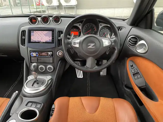 日産 フェアレディ Ｚ バージョンT 青森県 2013(平25)年 2.7万km ダイヤモンドブラック 社外ナビ/　(BT/USB)/フルセグTV/バックカメラ/社外オーディオ/BOSEサウンド/運転席パワーシート/助手席パワーシート/運転席シートヒーター /助手席シートヒーター /革巻きステアリング/パドルシフト/ETC/オートライト/HIDヘッドライト/リアフォグランプ/スペアキー/純正フロアマット/純正18インチアルミホイール/取扱説明書/保証書