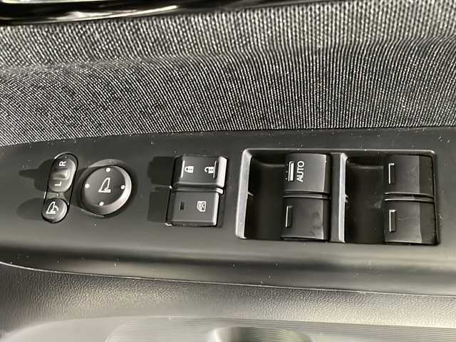 ホンダ Ｎ ＢＯＸ カスタム G Lパッケージ 福岡県 2016(平28)年 10.3万km ポリッシュドメタルメタリック 社外ナビ　/片側パワースライドドア/バックカメラ/ＥＴＣ/ドライブレコーダー　/純正１４インチＡＷ　/横滑り防止機能/オートエアコン　/キセノンヘッドライト　/オートライト　/プッシュスタート　/スマートキー
