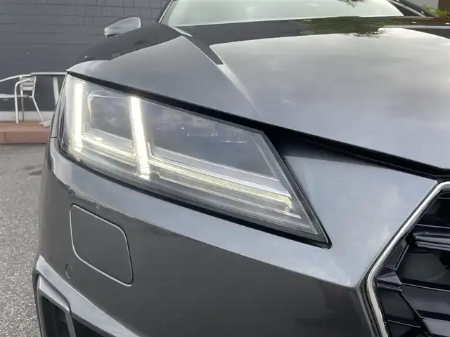アウディ ＴＴクーペ 40TFSI 滋賀県 2019(令1)年 4.4万km デイトナグレーパールエフェクト Sラインパッケージ/・ヘッドライトウォッシャー/・LEDリヤダイナミックインディケーター/・Sライン18インチAW/・Sラインスポーツサスペンション/・Sライン専用シート(アルカンターラ/レザー)/・4ウェイランバーサポート/・Sラインインテリア/・Sラインエクステリア/マトリクスLEDヘッドライト/・アダプティブライト/コンフォートパッケージ/・シートヒーター(フロント)/・センターアームレスト/・アウディサイドアシスト/・アウディパーキングシステム(フロント/リヤ)/・リヤビューカメラ/・アウディホールドアシスト/バーチャルコックピット/MMIナビゲーション/・CarPlay/USB/BT/フルセグ/ETC2.0/ドラレコ/アドバンストキーシステム/パワーシート/レイン/ライトセンサー/自動防眩ルームミラー/ドライブセレクト/パドルシフト