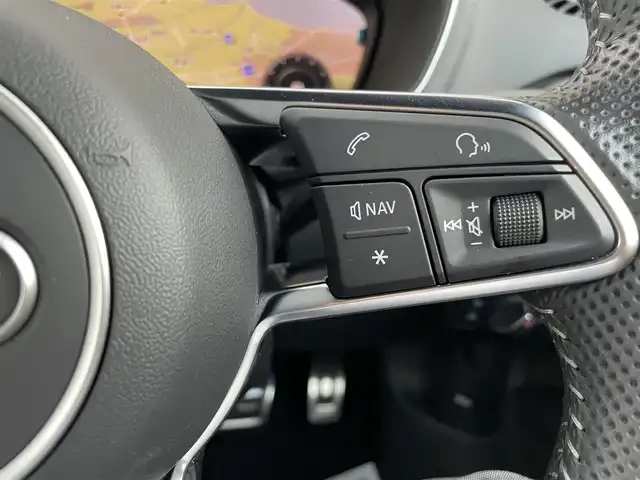 アウディ ＴＴクーペ 40TFSI 滋賀県 2019(令1)年 4.4万km デイトナグレーパールエフェクト Sラインパッケージ/・ヘッドライトウォッシャー/・LEDリヤダイナミックインディケーター/・Sライン18インチAW/・Sラインスポーツサスペンション/・Sライン専用シート(アルカンターラ/レザー)/・4ウェイランバーサポート/・Sラインインテリア/・Sラインエクステリア/マトリクスLEDヘッドライト/・アダプティブライト/コンフォートパッケージ/・シートヒーター(フロント)/・センターアームレスト/・アウディサイドアシスト/・アウディパーキングシステム(フロント/リヤ)/・リヤビューカメラ/・アウディホールドアシスト/バーチャルコックピット/MMIナビゲーション/・CarPlay/USB/BT/フルセグ/ETC2.0/ドラレコ/アドバンストキーシステム/パワーシート/レイン/ライトセンサー/自動防眩ルームミラー/ドライブセレクト/パドルシフト