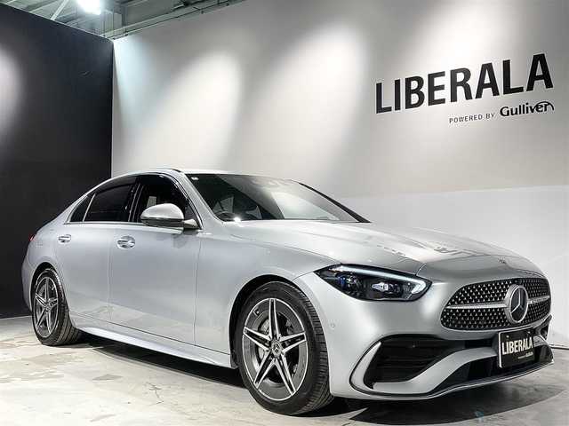 メルセデス・ベンツ Ｍ・ベンツ Ｃ２００ 4マチック AVG AMGライン 道央・札幌 2024(令6)年 0.3万km ハイテックシルバー AMGラインパッケージ/・スターパターングリル/・本革巻スポーツステアリング/・レザーARTICO/MICROCUTシート/・18インチAMGアルミホイール/・スポーツサスペンション/ベーシックパッケージ/・DIGITALライト(ウルトラハイビーム付)/・アダプティブハイビームアシストプラス/・ヘッドアップディスプレイ/・MBUX ARナビゲーション/レーダーセーフティパッケージ/・アクティブディスタンスアシストディストロニック/・アクティブステアリングアシスト/・アクティブレーンキーピング/・アクティブレーンチェンジングアシスト/・緊急回避補助システム/・PRE-SAFE/360°カメラシステム/アクティブパーキングアシスト/トラフィックサインアシスト/アンビエントライトプレミアム/メモリー付パワーシート(D/N)/電動ランバーサポート(D/N)/シートヒーター(D/N)/デジタルコックピットディスプレイ/ワイヤレスチャージング/フットトランクオープナー/TVチューナー/AppleCarPlay/AndroidAuto/純正ドライブレコーダー