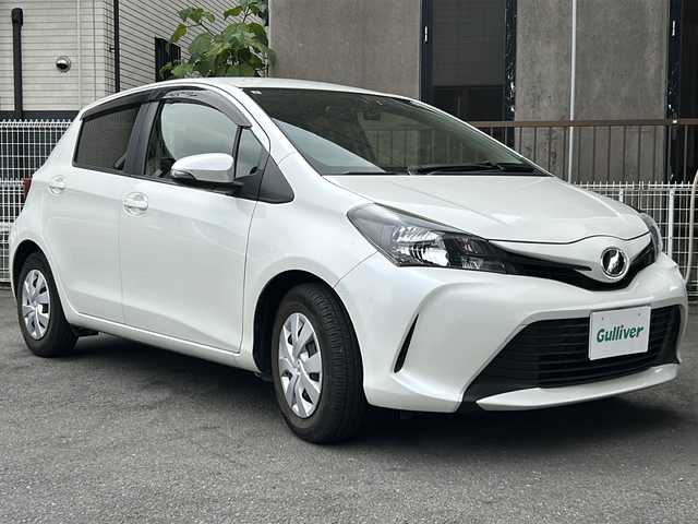 トヨタ ヴィッツ F 京都府 2015(平27)年 7.3万km ホワイトパールクリスタルシャイン ディラーOPSDナビ　/（ALPINE  700W)/フルセグTV　/バックカメラ　/前後ドラレコ　/(TZ-D205W)/純正ホイールキャップ付　/純正ビルトインETC　/アイドリングストップ　/横滑り防止装置　/Wエアバッグ　/Bluetooth/パワーステアリング/パワーウィンドウ