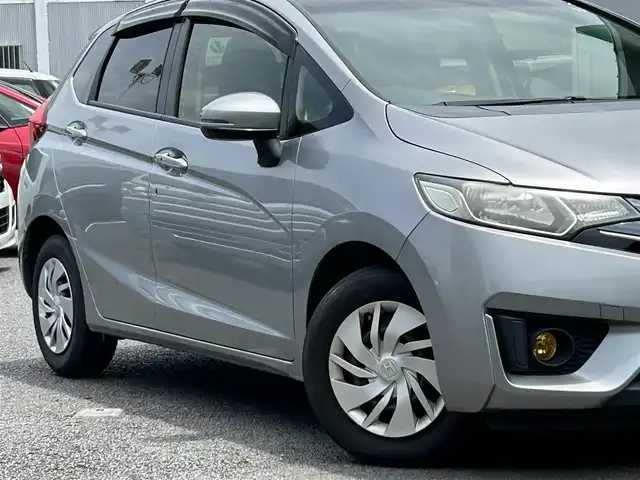 ホンダ フィット 13G Fパッケージ 静岡県 2014(平26)年 8.3万km シルバー ユーザー買取車両/ワンオーナー/バックセンサー/プッシュスタート/アイドリングストップ/横滑り防止/スペアキー