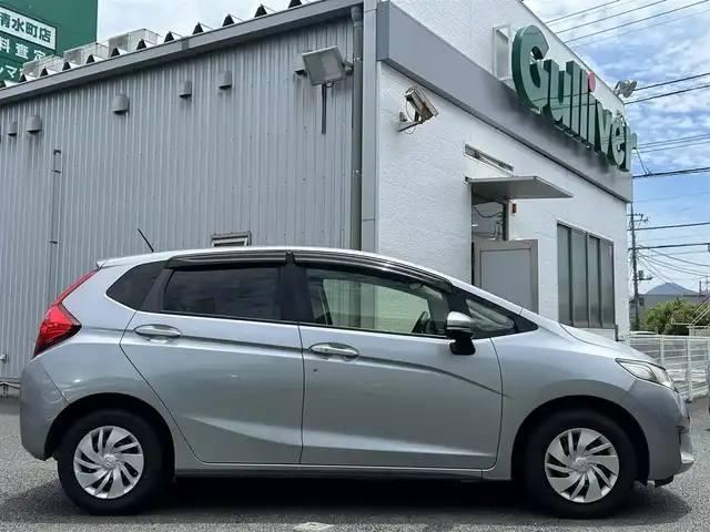 ホンダ フィット 13G Fパッケージ 静岡県 2014(平26)年 8.3万km シルバー ユーザー買取車両/ワンオーナー/バックセンサー/プッシュスタート/アイドリングストップ/横滑り防止/スペアキー