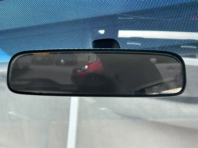 ホンダ フィット 13G Fパッケージ 静岡県 2014(平26)年 8.3万km シルバー ユーザー買取車両/ワンオーナー/バックセンサー/プッシュスタート/アイドリングストップ/横滑り防止/スペアキー