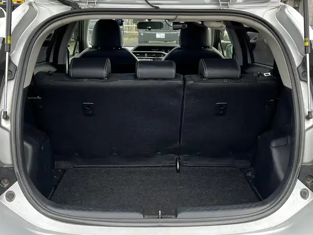 トヨタ アクア G G’s 道央・札幌 2015(平27)年 13.4万km シルバーM 寒冷地仕様/社外メモリーナビ/AM/FM/BT/CD/DVD/SD/フルセグ/横滑り防止装置/バックカメラ/ビルトインETC/ドライブレコーダー/アイドリングストップ/ワイパーデアイサー/ECOMODE/EVMODE/前席シートヒーター/ハーフレザーシート/革巻きステアリング/ステアリングリモコン/プッシュスタート/スマートキー/LEDヘッドライト/オートライト/フォグランプ/電動格納ミラー/ウィンカーミラー/純正フロアマット/ドアバイザー/スペアキー/純正エンジンスターター