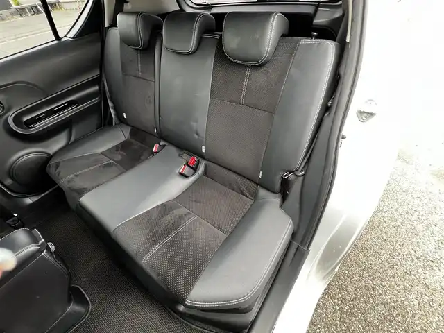 トヨタ アクア G G’s 道央・札幌 2015(平27)年 13.4万km シルバーM 寒冷地仕様/社外メモリーナビ/AM/FM/BT/CD/DVD/SD/フルセグ/横滑り防止装置/バックカメラ/ビルトインETC/ドライブレコーダー/アイドリングストップ/ワイパーデアイサー/ECOMODE/EVMODE/前席シートヒーター/ハーフレザーシート/革巻きステアリング/ステアリングリモコン/プッシュスタート/スマートキー/LEDヘッドライト/オートライト/フォグランプ/電動格納ミラー/ウィンカーミラー/純正フロアマット/ドアバイザー/スペアキー/純正エンジンスターター