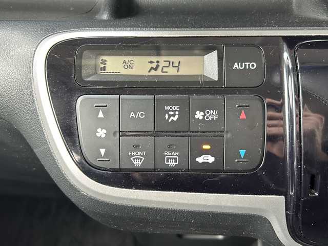 ホンダ Ｎ ＢＯＸ カスタム G 鳥取県 2013(平25)年 9.4万km プレミアムホワイトパール スマートキー/両側パワースライド/ギャザーズCD/オートエアコン/オートライト/キセノン/フォグ/ETC/スタットレス4本積込/保証書・取説