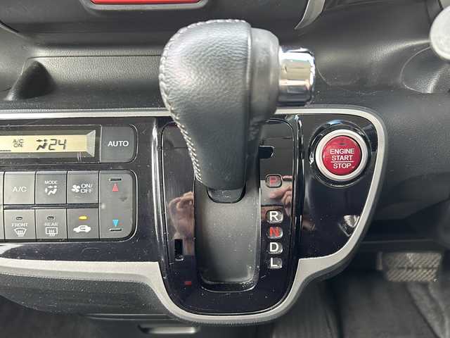 ホンダ Ｎ ＢＯＸ カスタム G 鳥取県 2013(平25)年 9.4万km プレミアムホワイトパール スマートキー/両側パワースライド/ギャザーズCD/オートエアコン/オートライト/キセノン/フォグ/ETC/スタットレス4本積込/保証書・取説