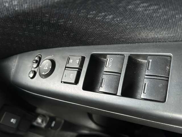 ホンダ Ｎ ＢＯＸ カスタム G 鳥取県 2013(平25)年 9.4万km プレミアムホワイトパール スマートキー/両側パワースライド/ギャザーズCD/オートエアコン/オートライト/キセノン/フォグ/ETC/スタットレス4本積込/保証書・取説