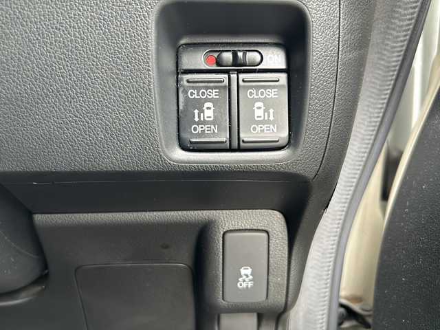 ホンダ Ｎ ＢＯＸ カスタム G 鳥取県 2013(平25)年 9.4万km プレミアムホワイトパール スマートキー/両側パワースライド/ギャザーズCD/オートエアコン/オートライト/キセノン/フォグ/ETC/スタットレス4本積込/保証書・取説