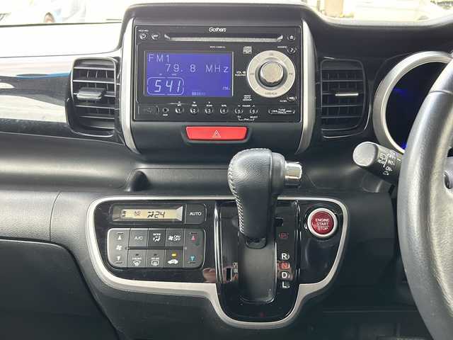 ホンダ Ｎ ＢＯＸ カスタム G 鳥取県 2013(平25)年 9.4万km プレミアムホワイトパール スマートキー/両側パワースライド/ギャザーズCD/オートエアコン/オートライト/キセノン/フォグ/ETC/スタットレス4本積込/保証書・取説