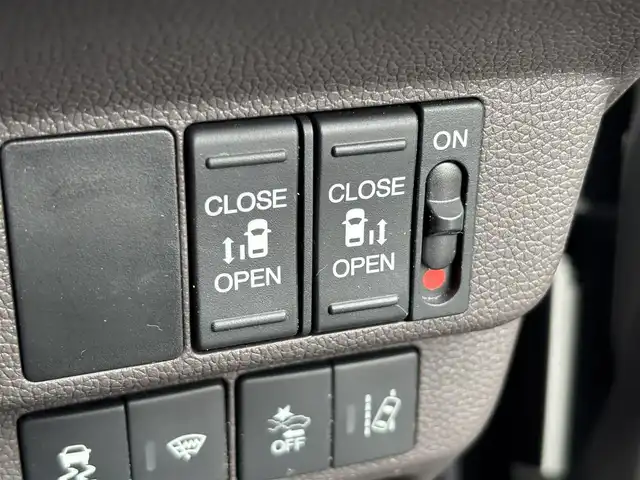 ホンダ フリード G ホンダセンシング 大分県 2020(令2)年 5.4万km スーパープラチナグレーメタリック ・社外SDナビ(CD.DVD.BT.SD)/・バックカメラ/・フルセグテレビ/・ホンダセンシング/・レーダークルーズコントロール/・両側パワースライドドア/・ETC/・ドライブレコーダー/・リアセンサー/・フロアマット