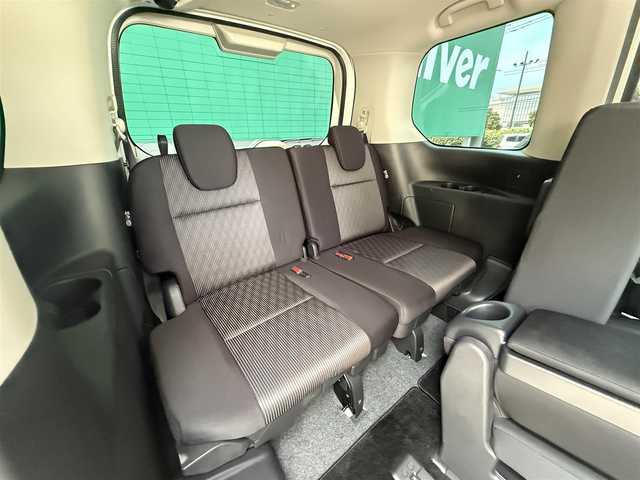 日産 セレナ ハイウェイスター V 千葉県 2020(令2)年 2万km ブリリアントホワイトパール 純正SDナビ/　(フルセグTV/CD/DVD/Bluetooth)/アラウンドビューモニター/両側パワースライドドア/HKSマフラー/前後コーナーセンサー/レーダークルーズコントロール/パーキングアシスト/ブラインドスポットモニター/ドライブレコーダー/ETC/純正LEDヘッドライト/純正フロアマット/オートライト/プッシュエンジンスタート/スマートキー