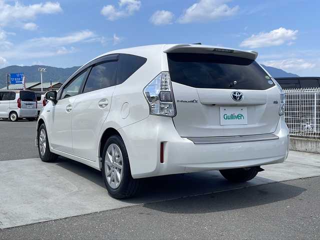 トヨタ プリウス α 山梨県 2012(平24)年 5.6万km ホワイトパールクリスタルシャイン 純正ナビ　/モデリスタエアロ　/バックカメラ/ＥＴＣ/フルセグ　/ドライブレコーダー　/Bluetooth　/ＨＩＤヘッドライト　/スマートキー　/オートライト　/オートエアコン