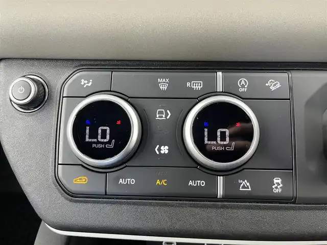 ランドローバー ランドローバー ディフェンダー 110S 愛知県 2023(令5)年 2.6万km 緑Ⅱ 有償カラー【パンゲアグリーン/ホワイトルーフ】/ブラックエクステリアパック/純正ナビ/AppleCarPlay/AndroidAuto/360度モニター/サイドステップ/レザーシート/シートヒーター/デジタルインナーミラー/純正19インチAW