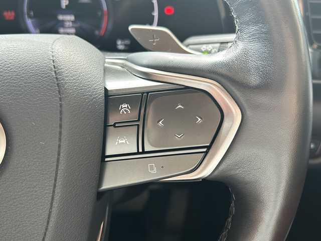 レクサス ＮＸ 250 バージョンL 静岡県 2022(令4)年 2.2万km ソニッククロム 純正ナビ/・FM/・AM/・フルセグTV/・Bluetooth/・USB/・Miracast/主要装備/・全方位カメラ/・ワイヤレス充電/・ドライブレコーダー/・デジタルインナーミラー/・全席シートヒーター/・運転席+助手席ベンチレーション/・運転席+助手席パワーシート/・パドルシフト/・ＥＴＣ２．０/・オートハイビーム/・車線逸脱警報/・ブラインドスポットモニター/・プリクラッシュセーフティ/・クリアランスソナー/・ヘッドアップディスプレイ/・赤革シート/・ステアリングヒーター