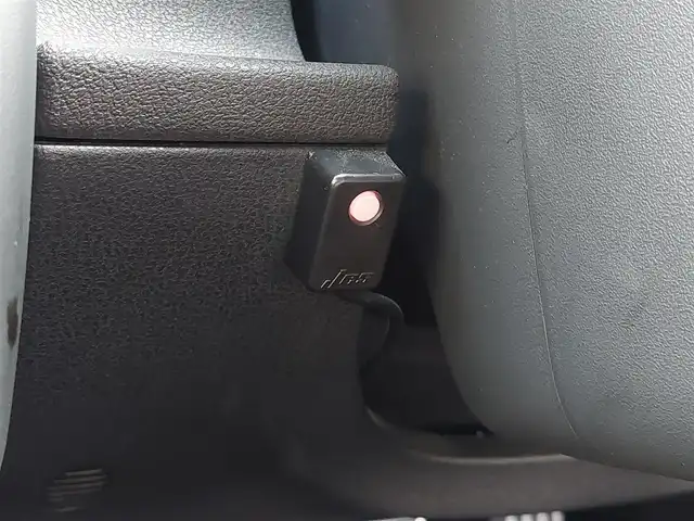 日産 フェアレディ Ｚ ニスモ 東京都 2018(平30)年 2.3万km ダイヤモンドブラック 純正ナビ/バックカメラ/ビルトインETC/ドライブレコーダー/BOSEスピーカー/パドルシフト/スマートキー/ステアリングリモコン/オートライト/NISMOタワーバー/純正19インチAW