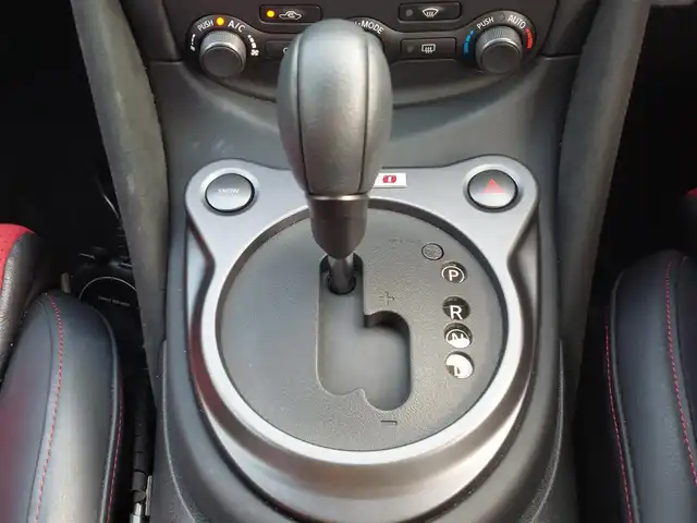 日産 フェアレディ Ｚ ニスモ 東京都 2018(平30)年 2.3万km ダイヤモンドブラック 純正ナビ/バックカメラ/ビルトインETC/ドライブレコーダー/BOSEスピーカー/パドルシフト/スマートキー/ステアリングリモコン/オートライト/NISMOタワーバー/純正19インチAW