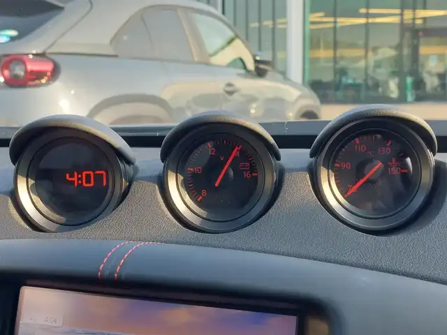 日産 フェアレディ Ｚ ニスモ 東京都 2018(平30)年 2.3万km ダイヤモンドブラック 純正ナビ/バックカメラ/ビルトインETC/ドライブレコーダー/BOSEスピーカー/パドルシフト/スマートキー/ステアリングリモコン/オートライト/NISMOタワーバー/純正19インチAW