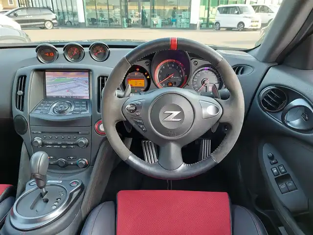 日産 フェアレディ Ｚ ニスモ 東京都 2018(平30)年 2.3万km ダイヤモンドブラック 純正ナビ/バックカメラ/ビルトインETC/ドライブレコーダー/BOSEスピーカー/パドルシフト/スマートキー/ステアリングリモコン/オートライト/NISMOタワーバー/純正19インチAW