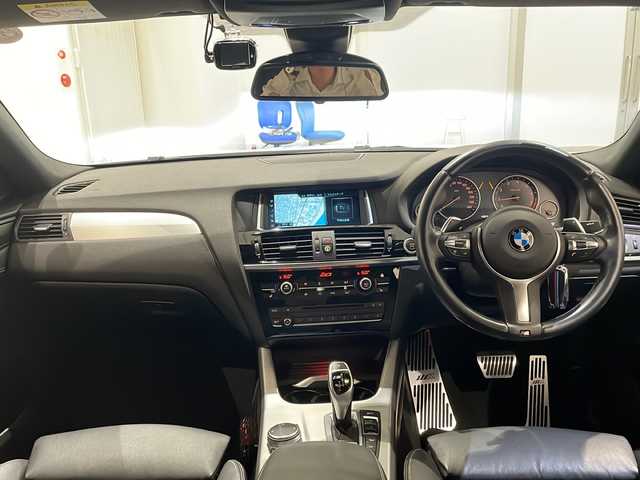 ＢＭＷ Ｘ４ xDrive 28i Mスポーツ 新潟県 2018(平30)年 3.8万km アルピンホワイトⅢ オートスタートストップ/アクティブクルーズコントロール/ダイナミックスタビリティコントロール/追突警告/レーンディパーチャーウォーニング/レーンチェンジウォーニング/パークディスタンスコントロール/バックカメラ/xdrive/cityブレーキ機能付き歩行者警告/Applecarplay/TV/FM/AM/Bluetooth/オートマチックホールド/ECOPRO走行モード/ETC/USBポート/アダプティブヘッドライト/アンビエントライト/アイドリングストップ/プッシュスタート/パドルシフト