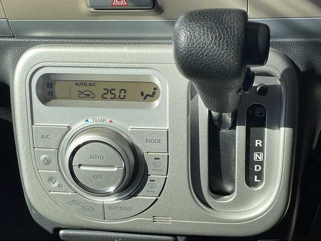 スズキ ラパン X セレクション 長野県 2013(平25)年 5.3万km パールホワイト アイドリングストップ/シートヒーター/プッシュスタート/ETC/純正14インチアルミ/保証書・取説/スペアキー