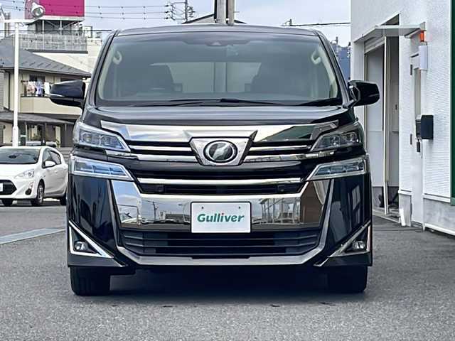トヨタ ヴェルファイア X 岐阜県 2019(令1)年 3.1万km ブラック 禁煙車/社外9型SDナビ/AM/FM/CD/DVD/BT/HDMI/フルセグTV/バックカメラ/プリクラッシュセーフティ/両側パワースライドドア/LKA/オートライト/オートハイビーム/LEDヘッドライト/フォグランプ/クリアランスソナー /電子パーキングブレーキ/ブレーキホールド/クルーズコントロール/ドライブレコーダー/レザー調シートカバー/スマートキー/プッシュスタート /純正アルミホイール/純正フロアマット/ビルトインETC