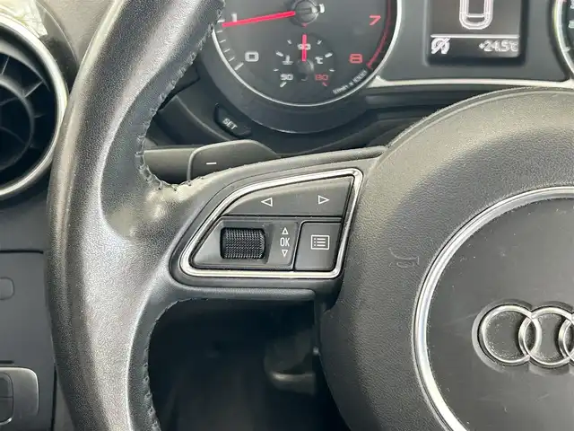 アウディ Ａ１ スポーツバック 1．4TFSI 道央・札幌 2013(平25)年 7.1万km 紺 ・ワンオーナー/・純正ナビ/フルセグTV/DVD/CD/SD/・パドルシフト/・横滑り防止/・ETC/・HID/・プッシュスタート/・スマートキー/・電格ミラー/・ミラーヒーター/・冬タイヤ純正15インチAW積込