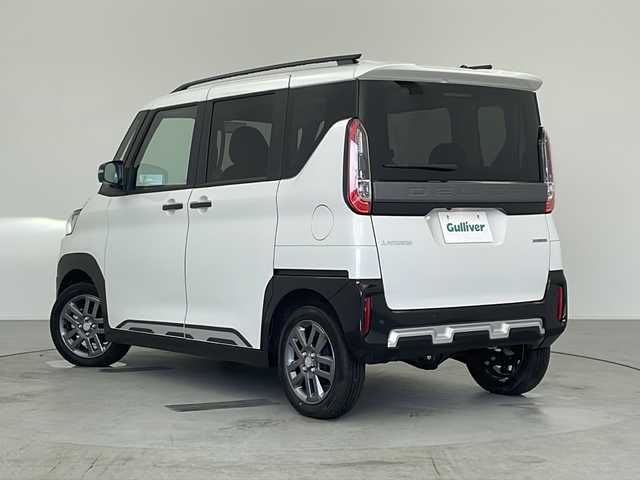 三菱 デリカミニ T プレミアム リミテッド ED 愛知県 2025(令7)年 0.1千km アメジストブラック/シルキーホワイト 未使用車・新車/９型ディスプレイオーディオ/全方位カメラ/Bluetooth・AppleCarPlay・AndroidAuto・USB/ルーフレール/ファブリック＆合皮シート/前席シートヒーター/純正フロアマット/ヒルディセントコントロール/ヒルスタートアシスト/アイドリングストップ/ACC/車線維持支援/車線逸脱警報/先行車発進告知/LEDヘッドライト/オートライト/オートマチックハイビーム/革巻きステアリング/ステアリングスイッチ/パドルシフト/電子パーキングブレーキ/オートホールド/スマートキー/プッシュスタート/スペアキー/新車保証書・取扱説明書