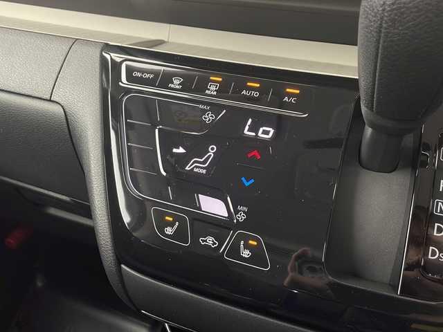 三菱 デリカミニ T プレミアム リミテッド ED 愛知県 2025(令7)年 0.1千km アメジストブラック/シルキーホワイト 未使用車・新車/９型ディスプレイオーディオ/全方位カメラ/Bluetooth・AppleCarPlay・AndroidAuto・USB/ルーフレール/ファブリック＆合皮シート/前席シートヒーター/純正フロアマット/ヒルディセントコントロール/ヒルスタートアシスト/アイドリングストップ/ACC/車線維持支援/車線逸脱警報/先行車発進告知/LEDヘッドライト/オートライト/オートマチックハイビーム/革巻きステアリング/ステアリングスイッチ/パドルシフト/電子パーキングブレーキ/オートホールド/スマートキー/プッシュスタート/スペアキー/新車保証書・取扱説明書