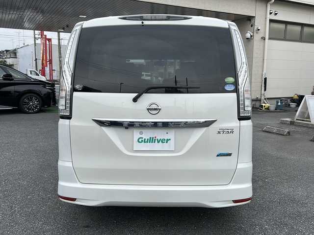 日産 セレナ ハイウェイスター Sハイブリッド 埼玉県 2014(平26)年 12.6万km ブリリアントホワイトパール エマージェンシーブレーキ/社外ナビ/　　CD/DVD/iPod/フルセグTV/バックカメラ/左側パワースライドドア/クルーズコントロール/HIDオートライト/アイドリングストップ/USBポート/ETC