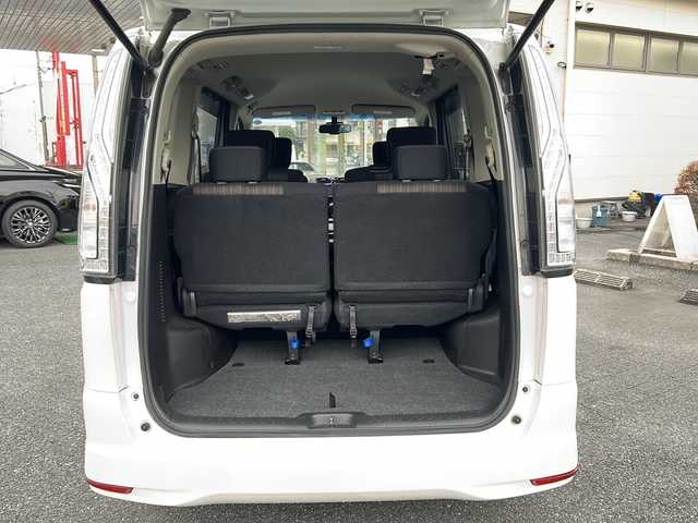 日産 セレナ ハイウェイスター Sハイブリッド 埼玉県 2014(平26)年 12.6万km ブリリアントホワイトパール エマージェンシーブレーキ/社外ナビ/　　CD/DVD/iPod/フルセグTV/バックカメラ/左側パワースライドドア/クルーズコントロール/HIDオートライト/アイドリングストップ/USBポート/ETC