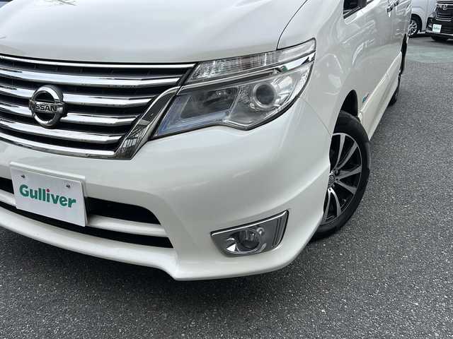 日産 セレナ ハイウェイスター Sハイブリッド 埼玉県 2014(平26)年 12.6万km ブリリアントホワイトパール エマージェンシーブレーキ/社外ナビ/　　CD/DVD/iPod/フルセグTV/バックカメラ/左側パワースライドドア/クルーズコントロール/HIDオートライト/アイドリングストップ/USBポート/ETC