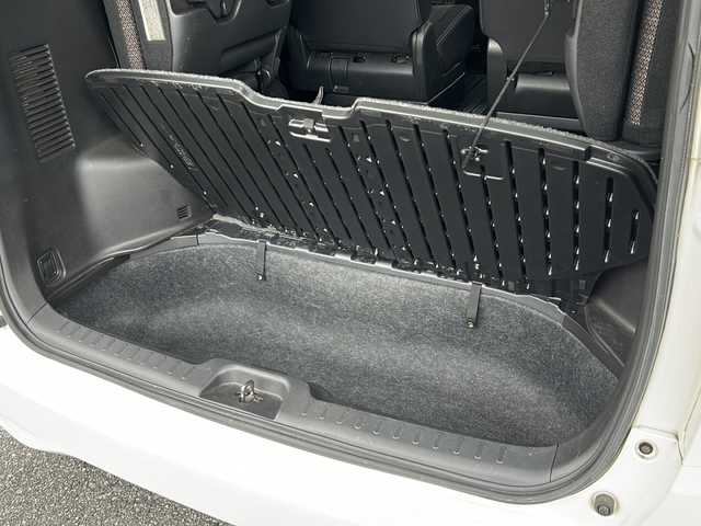 日産 セレナ ハイウェイスター Sハイブリッド 埼玉県 2014(平26)年 12.6万km ブリリアントホワイトパール エマージェンシーブレーキ/社外ナビ/　　CD/DVD/iPod/フルセグTV/バックカメラ/左側パワースライドドア/クルーズコントロール/HIDオートライト/アイドリングストップ/USBポート/ETC