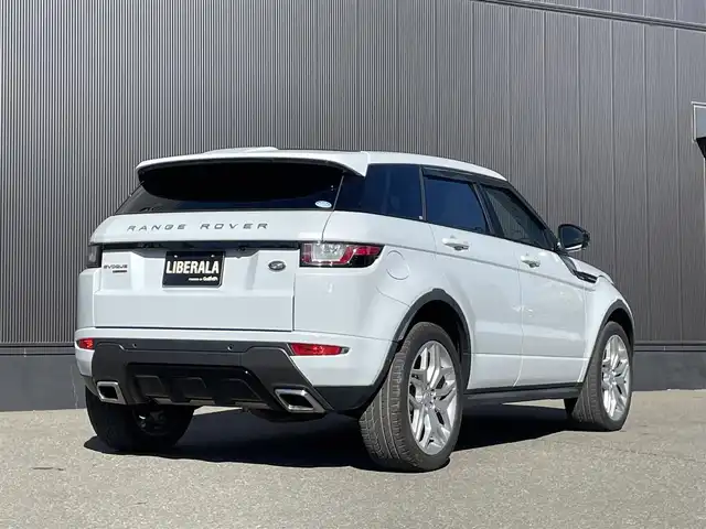ランドローバー レンジローバーイヴォーク HSEダイナミック 道東・釧路十勝 2016(平28)年 2.6万km 白 ４WD/MEDIANプレミアムサウンド/パノラマガラスルーフ/純正HDDナビ/ CD/DVD/BT/USB/サラウンドビューカメラ/社外ETC/衝突回避ブレーキ/レーンキーピングアシスト/クルーズコントロール/パークディスタンスコントロール/レザーシート/フロントパワーシート/フロントシートヒーティング/ステアリングヒーター/アダプティプLEDヘッドライト/純正20インチAW/純正フロアマット/保証書