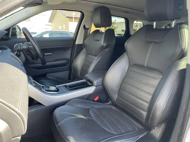 ランドローバー レンジローバーイヴォーク HSEダイナミック 道東・釧路十勝 2016(平28)年 2.6万km 白 ４WD/MEDIANプレミアムサウンド/パノラマガラスルーフ/純正HDDナビ/ CD/DVD/BT/USB/サラウンドビューカメラ/社外ETC/衝突回避ブレーキ/レーンキーピングアシスト/クルーズコントロール/パークディスタンスコントロール/レザーシート/フロントパワーシート/フロントシートヒーティング/ステアリングヒーター/アダプティプLEDヘッドライト/純正20インチAW/純正フロアマット/保証書