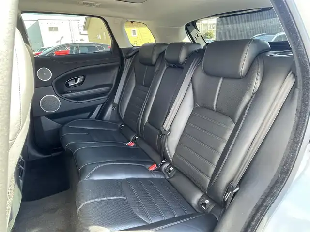 ランドローバー レンジローバーイヴォーク HSEダイナミック 道東・釧路十勝 2016(平28)年 2.6万km 白 ４WD/MEDIANプレミアムサウンド/パノラマガラスルーフ/純正HDDナビ/ CD/DVD/BT/USB/サラウンドビューカメラ/社外ETC/衝突回避ブレーキ/レーンキーピングアシスト/クルーズコントロール/パークディスタンスコントロール/レザーシート/フロントパワーシート/フロントシートヒーティング/ステアリングヒーター/アダプティプLEDヘッドライト/純正20インチAW/純正フロアマット/保証書