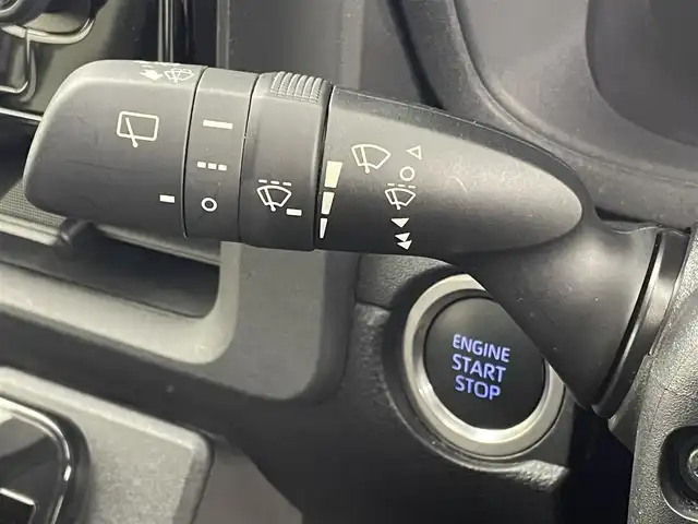 トヨタ シエンタ Z 群馬県 2022(令4)年 0.6万km ブラック 禁煙車　純正ディスプレイオーディオ　フリップダウンモニター　フルセグ　Bluetooth　両側パワースライドドア　アダクティブクルーズコントロール　オートマチックハイビーム　衝突軽減システム　BSM