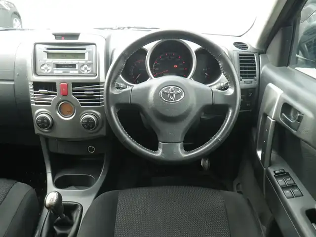 トヨタ ラッシュ G 神奈川県 2006(平18)年 9.3万km ブルーマイカM 4WD/マニュアル/純正CD/CSオーディオ/スマートキー/スペアキー/ETC/フォグランプ/背面タイヤハードカバー/取説書/保証書/点検記録（全てトヨタディーラーで実施）/　R5/1  R7/1