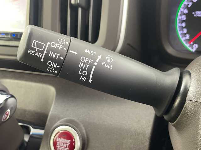 ホンダ Ｎ ＯＮＥ G 埼玉県 2014(平26)年 2.4万km プレミアムホワイトパール 社外ナビ/　(CD/DVD/iPod/USB/FM/AM)/ワンセグテレビ/バックカメラ/プッシュスタート/オートライト/キセノンライト/純正フロアマット