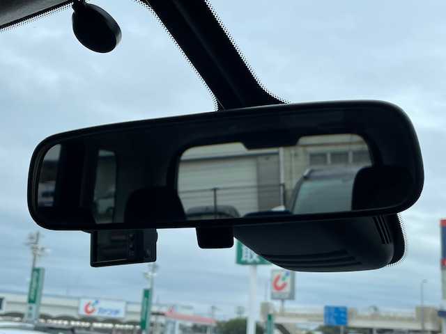 日産 セレナ ハイウェイスター プロパイロットED 茨城県 2017(平29)年 2.9万km マルーンレッド 2トーン 純正ナビ　/衝突軽減システム　/フリップダウンモニター　/両側パワースライドドア　/バックカメラ　/コーナーセンサー前後　/ＬＥＤヘッドライト　/ドライブレコーダー　/アイドリングストップ　/電動格納ミラー　/ＥＴＣ