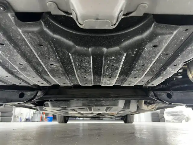 ホンダ フリード＋ G 滋賀県 2024(令6)年 3.6万km スーパープラチナグレーメタリック 社外ナビ/CD/DVD/USB/Bluetooth/バックカメラ/両側パワースライドドア/ホンダセンシング/LEDヘッドライト/オートライト/ビルトインETC/ハーフレザーシート/D/N席シートヒーター/ドアバイザー/プッシュスタート/スマートキー