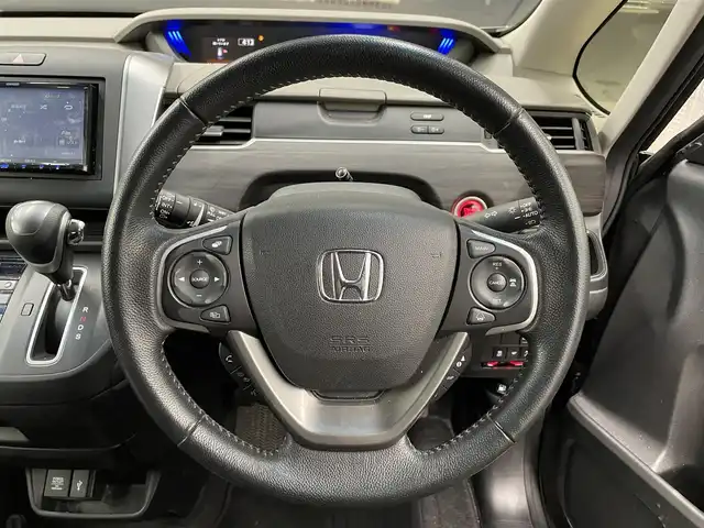 ホンダ フリード＋ G 滋賀県 2024(令6)年 3.6万km スーパープラチナグレーメタリック 社外ナビ/CD/DVD/USB/Bluetooth/バックカメラ/両側パワースライドドア/ホンダセンシング/LEDヘッドライト/オートライト/ビルトインETC/ハーフレザーシート/D/N席シートヒーター/ドアバイザー/プッシュスタート/スマートキー