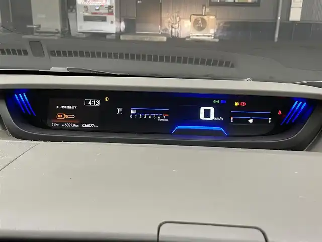 ホンダ フリード＋ G 滋賀県 2024(令6)年 3.6万km スーパープラチナグレーメタリック 社外ナビ/CD/DVD/USB/Bluetooth/バックカメラ/両側パワースライドドア/ホンダセンシング/LEDヘッドライト/オートライト/ビルトインETC/ハーフレザーシート/D/N席シートヒーター/ドアバイザー/プッシュスタート/スマートキー