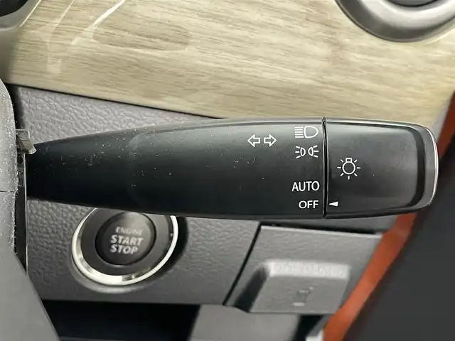 スズキ ハスラー ワンダラー 愛知県 2019(平31)年 4.8万km パッションオレンジ/ウッディブラウン2トーンルーフ 社外８型ナビ　バックカメラ　シートヒーター　禁煙　フルセグ　ＤＶＤ　ＥＴＣ　ドラレコ　デュアルカメラブレーキサポート　衝突軽減　車線逸脱　ＨＩＤオートライト　茶ハーフレザー　ツートンカラー　ＵＳＢ接続　Bluetooth　社外マット　アイドリングストップ　特別仕様車　プッシュスタート　スマートキー